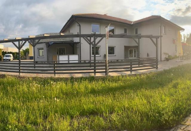 Apartamenty Zatorze Leszno  Exterior foto